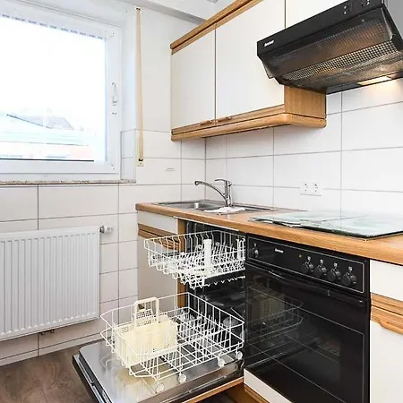 Julia * بينسيرسيال